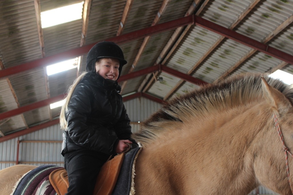 Miranda til hest.